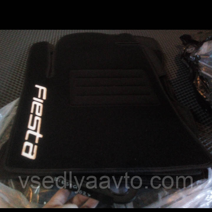 

Ворсовые коврики в салон Ford Fiesta с 2002-2009 гг., Черный