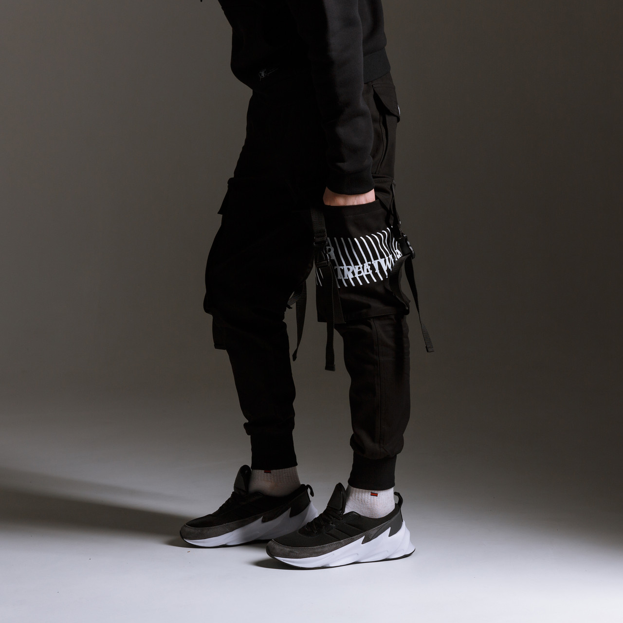 Карго штани (джоггер) чоловічі чорні з лямками бренд ТУР модель Йосіда (Yoshida) TУRWEAR - Фото 4