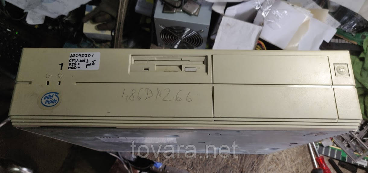 

Ретро системный блок Intel № 20040301