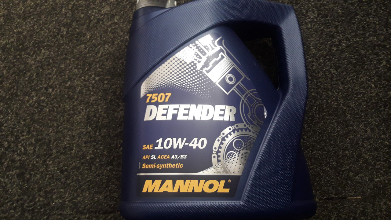 Масло MANNOL 10W40 4л Synt Defender (полусинтетика)