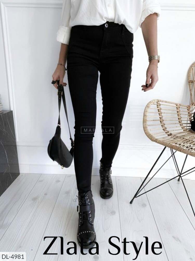 

Женские брюки на флисе. Размеры: S-M, M-L. Ткань турецкий джинс коттон на флисе.