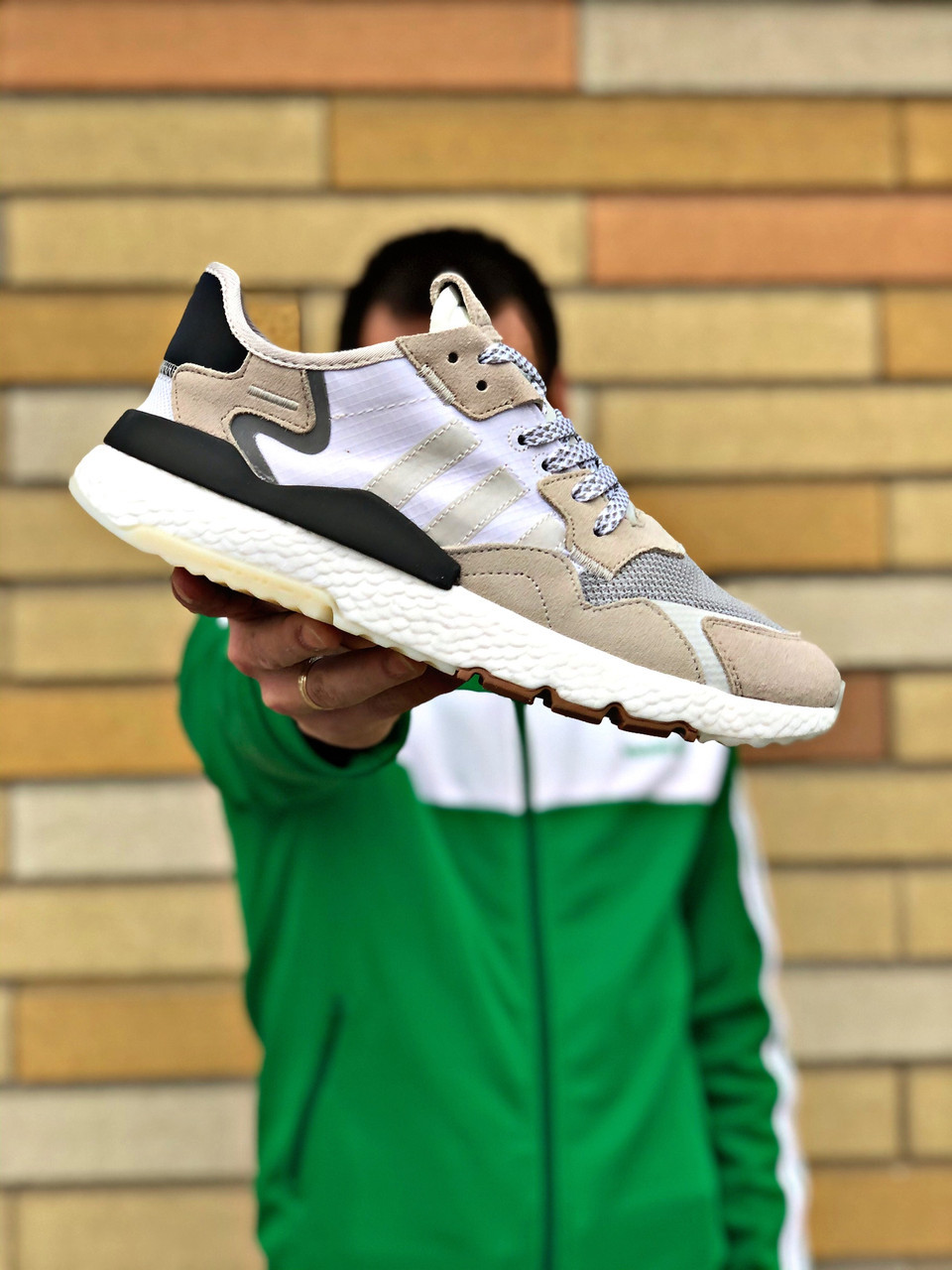 

Кроссовки мужские Adidas Nite Jogger бежевые, Адидас Найт Джоггер, дышащий материал, прошиты. Код Z-2114 42