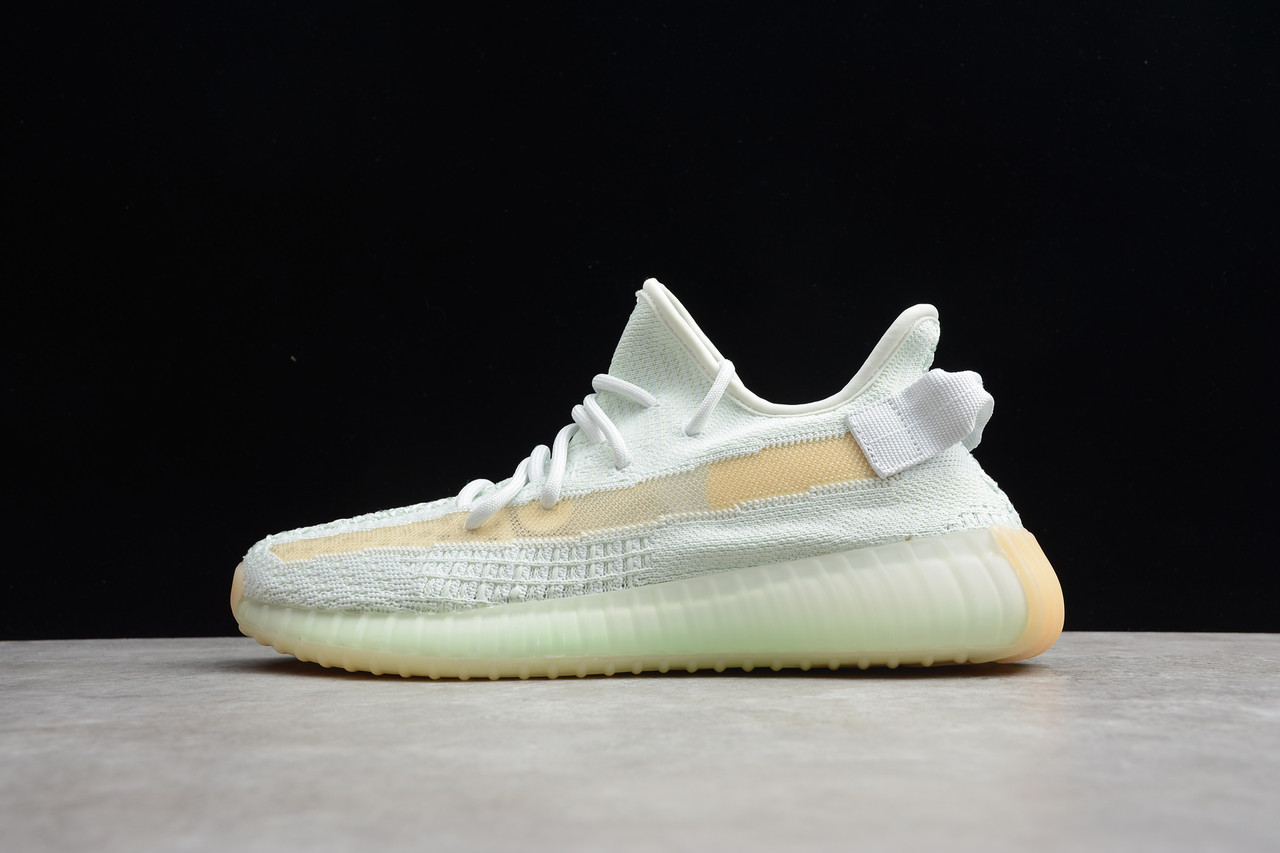 

Кроссовки мужские Adidas Yeezy Boost 350 V2 / ADM-2673 (Реплика), Светло-салатовый