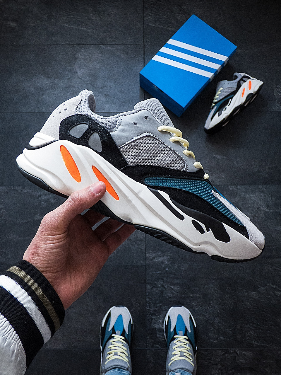 

Кроссовки мужские Yeezy Boost 700, Серый;черный