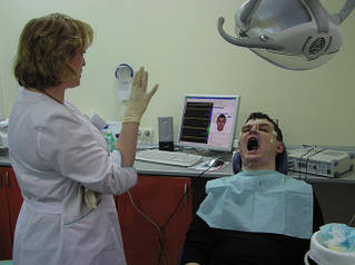 Стоматологія (миограф, стимулятори для лікування)