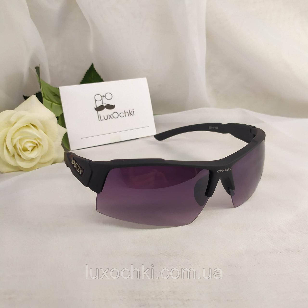 

Спортивные солнцезащитные очки oakley