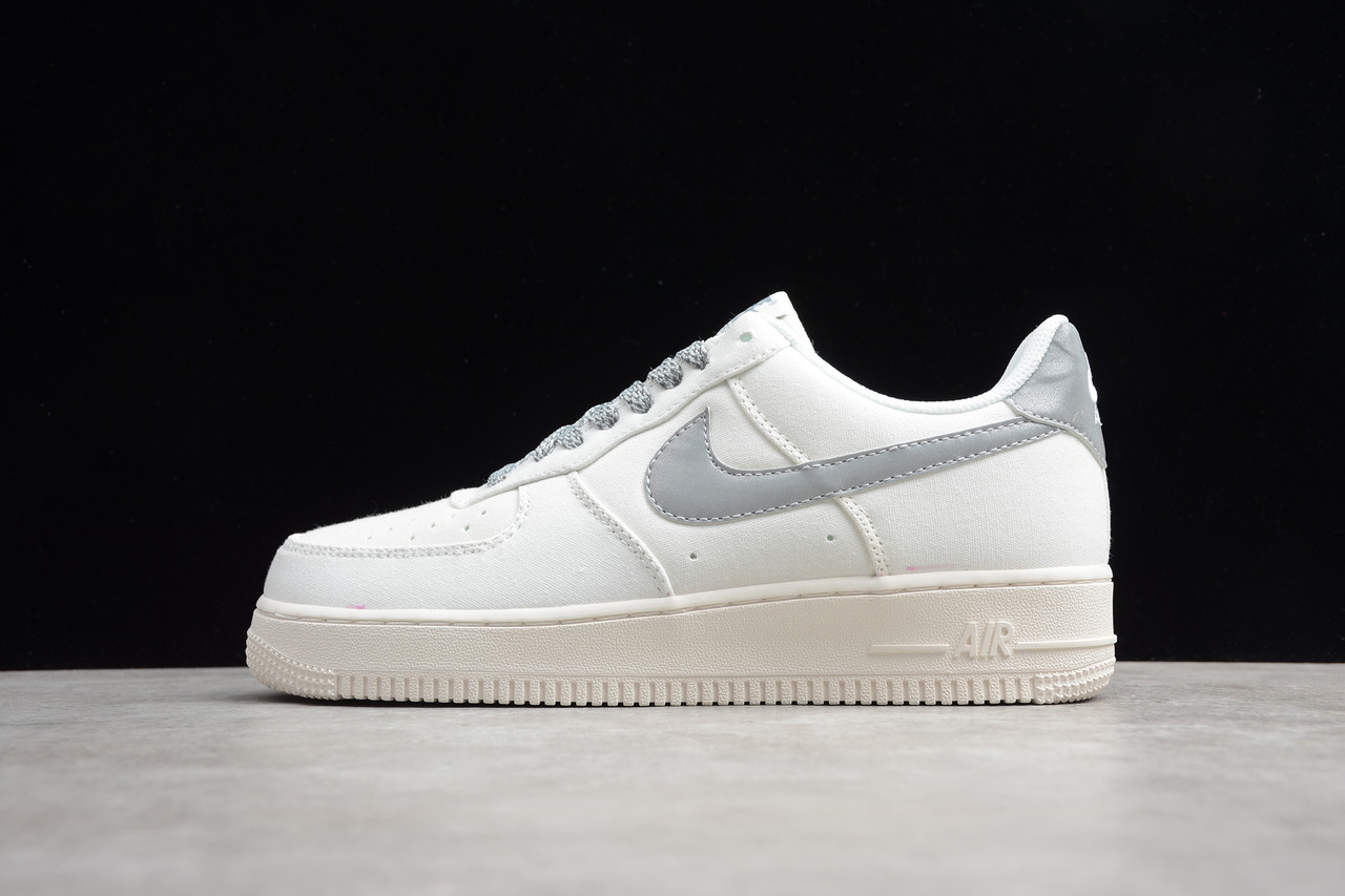 

Кроссовки мужские Nike Air Force 1 / 1AFM-350 (Реплика), Белый