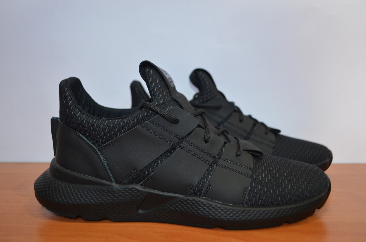 

Летние кроссовки Adidas., Черный