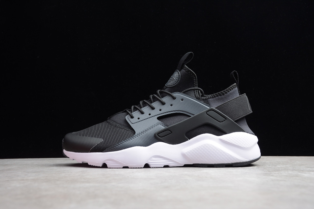 

Кроссовки женские Nike Air Huarache Run Ultra / ARC-056 (Реплика), Черный