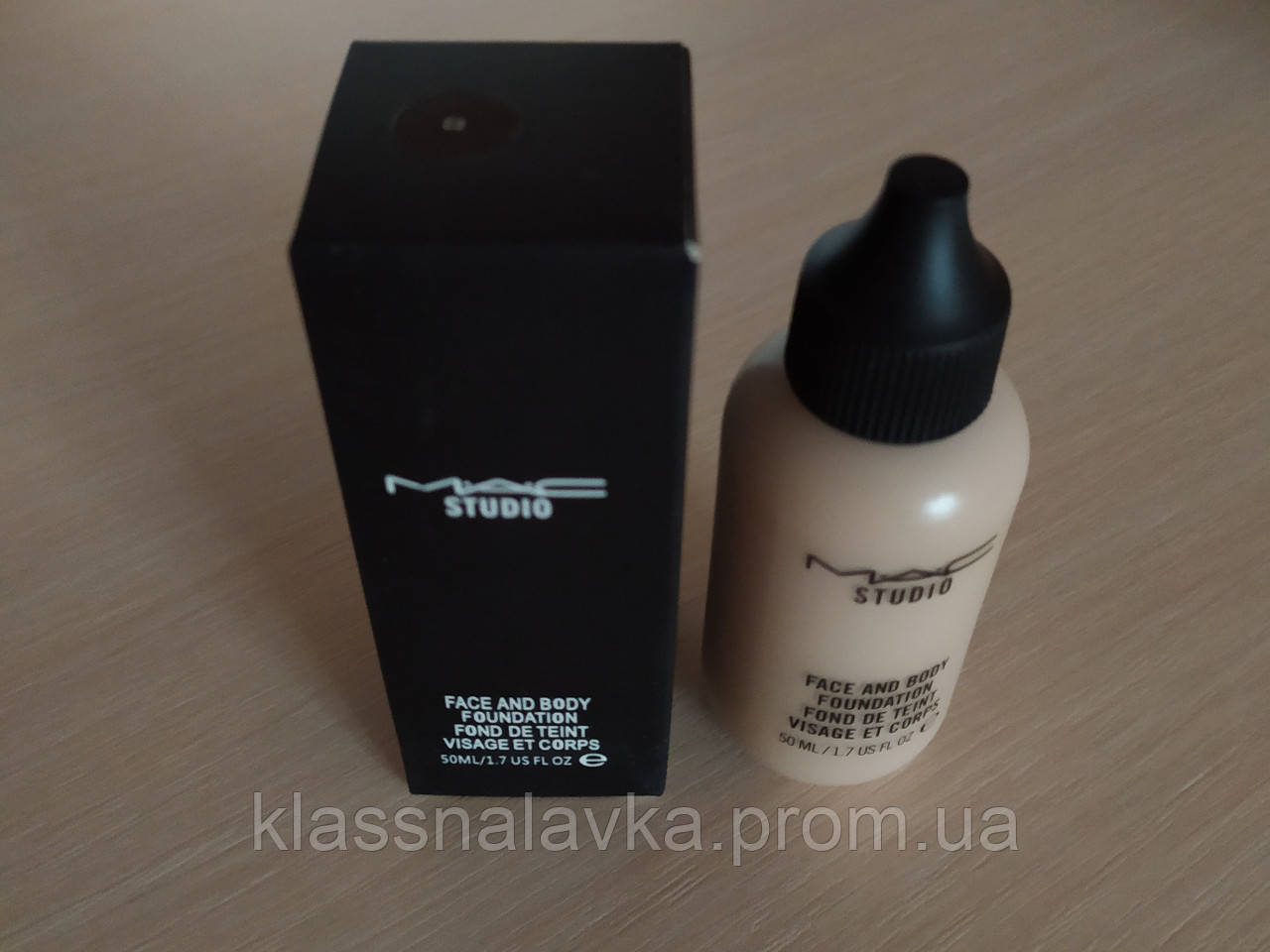 

Тональная основа MAC Studio Face and Body Foundation 50 мл, тон С3