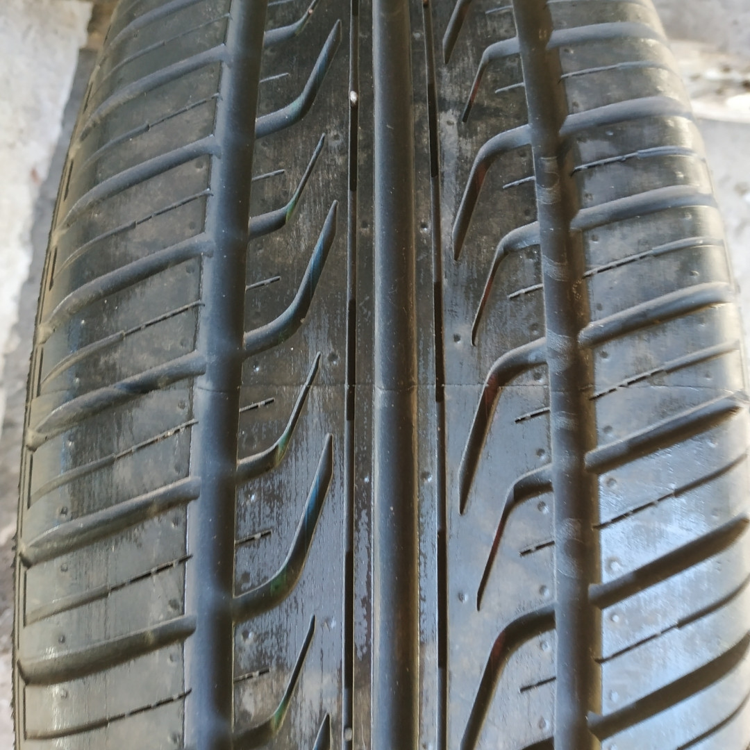 

Колесо, шина, покрышка 185/65/15 Kumho новое