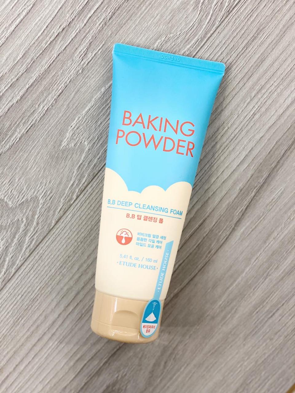 

Пенка для умывания Etude House Baking powder B.B. deep cleansing foam 160 мл