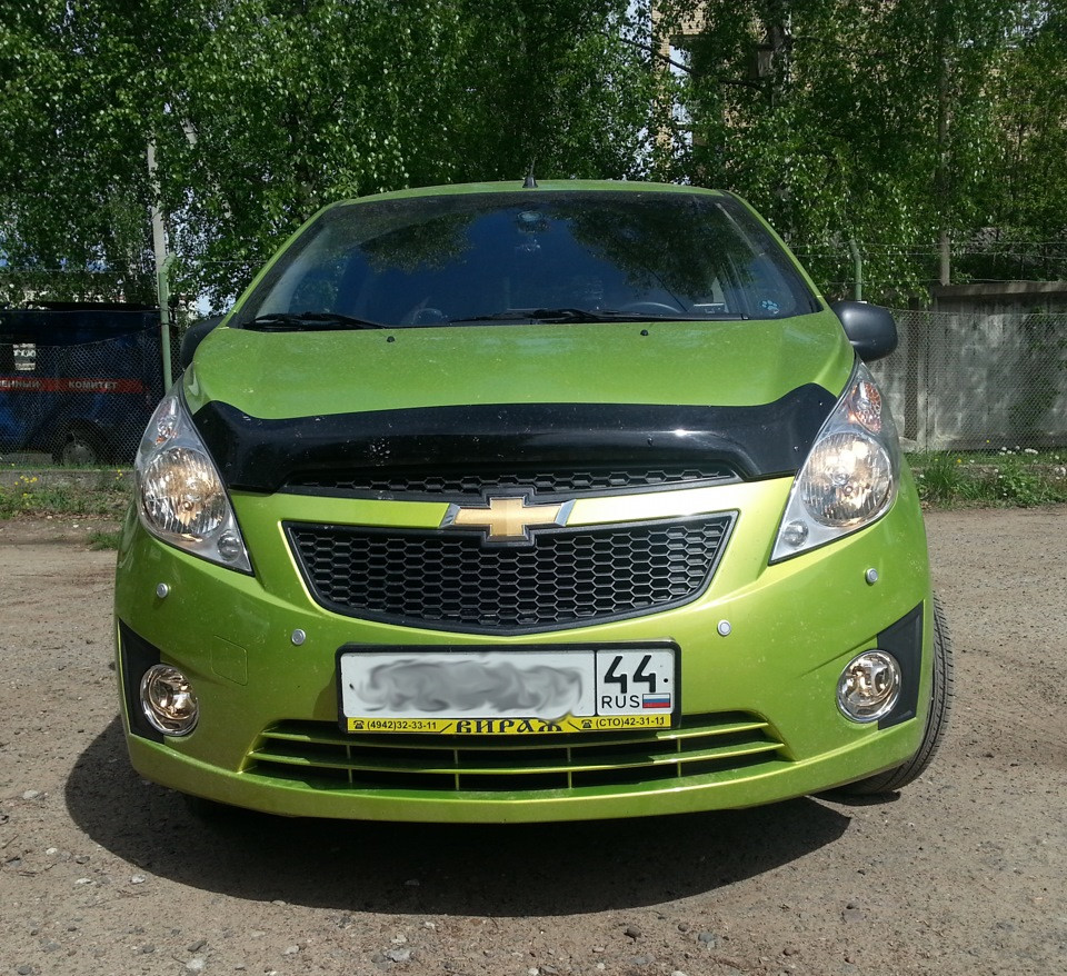 

Дефлектор капота (мухобойка) Chevrolet SPARK HB, 2010-, темный