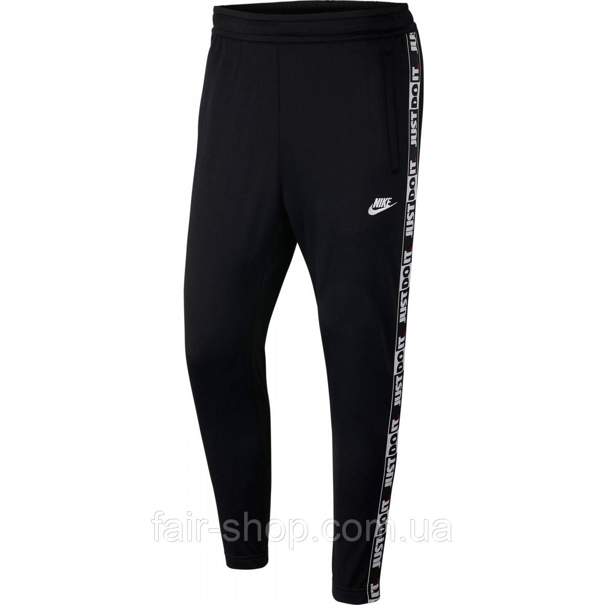 nike nsw taped