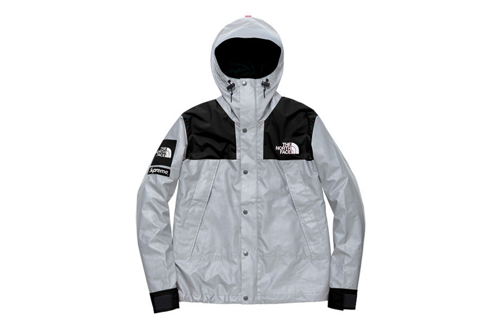 

Куртка Supreme x The North Face Reflective