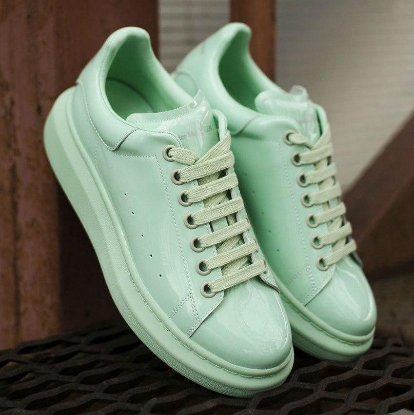 

Александр Маккуин Oversized Sneakers Patent Mint | кроссовки женские; нежно-бирюзовые кожаные осенние/весенние 38eur - 24.5cm, Бирюзовый