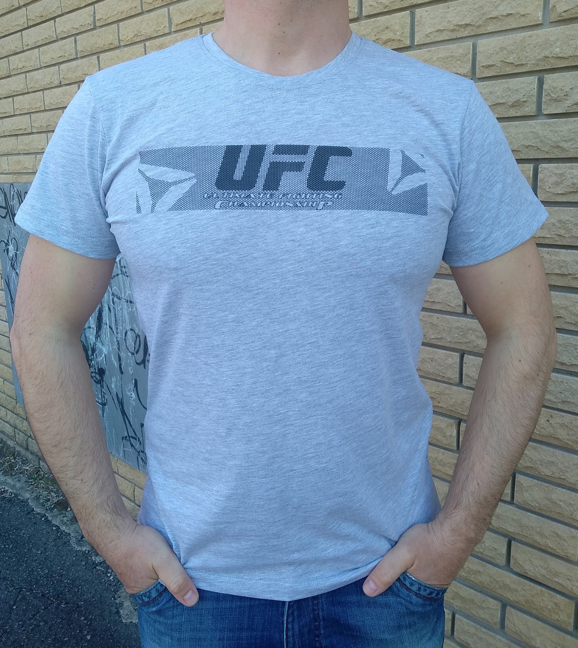 

Спортивная футболка UFC Reebok футболкa спортивна чоловіча Рібок, Светло-серый