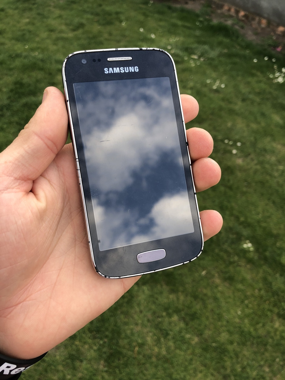 

Мобильный телефон Samsung Galaxy Ace 3 mini 30 днів Гарантія, Black