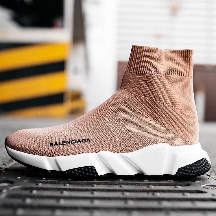 balenciaga speed beige