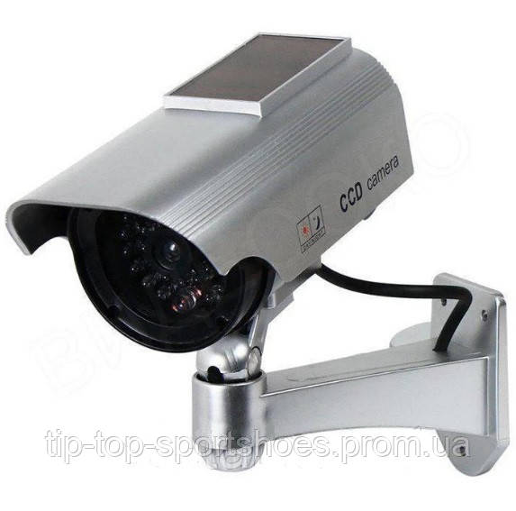 Муляжная CCTV камера видеонаблюдения с солнечной батареей и LED индика