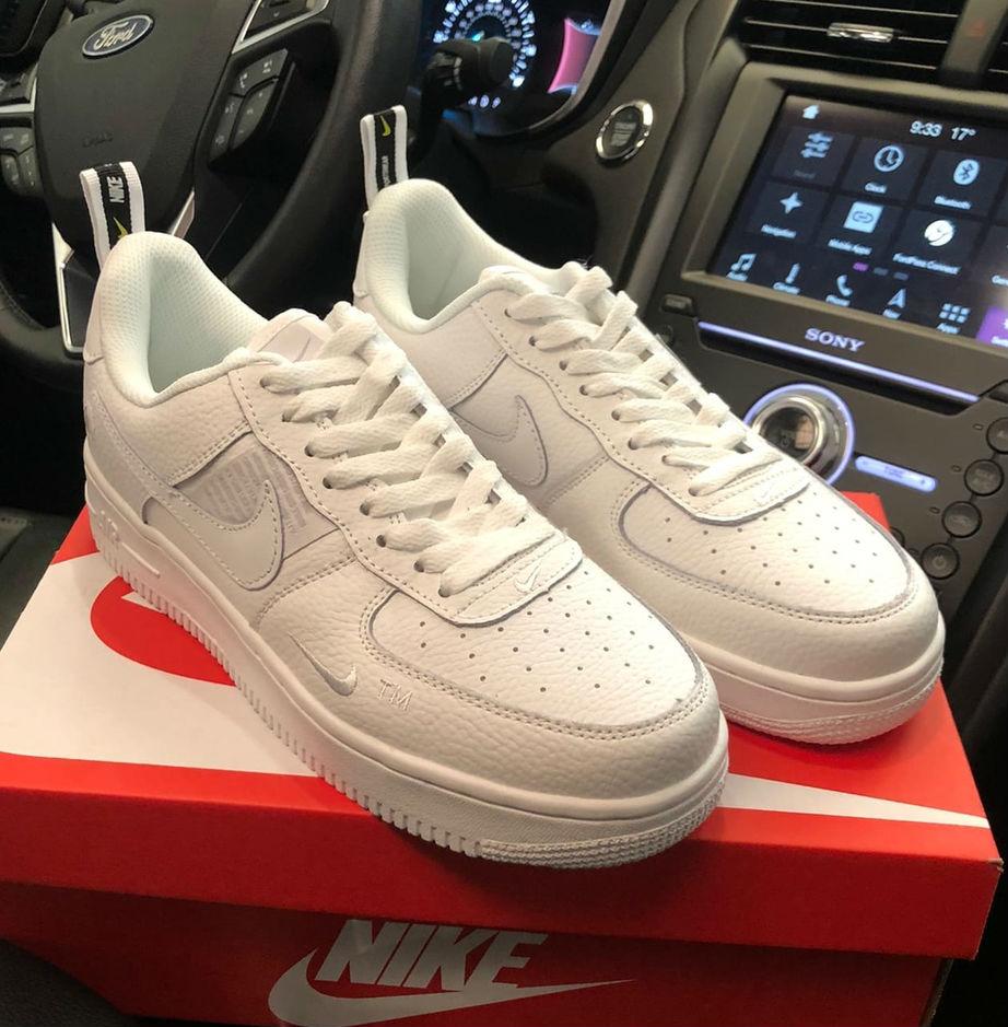 

Nike Air Force 1 '07 Lv8 Utility Triple White | кроссовки мужские и женские; полностью белые; осенние/весенние 37eur - 23.5cm, Белый