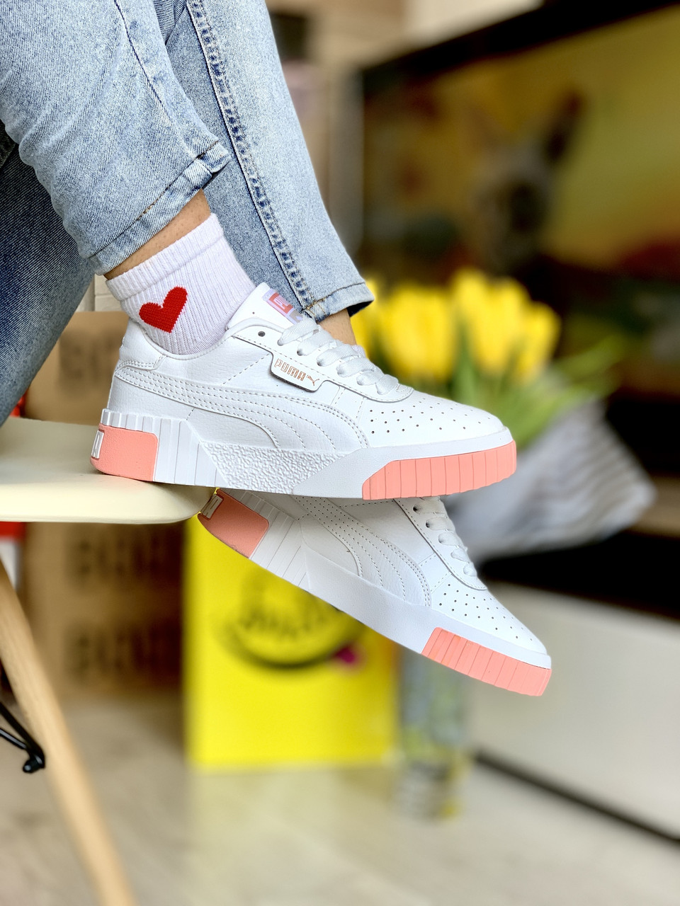 

Женские кроссовки Puma Cali White-pink