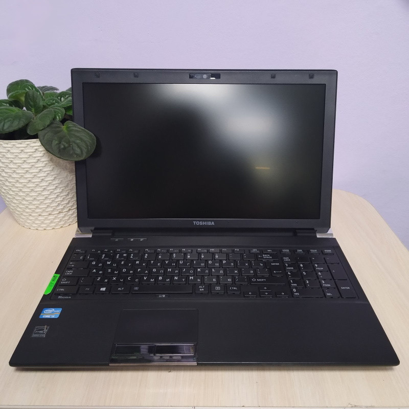 

Ноутбук б/у 15.6" Toshiba Tecra R850 (Intel Core i3-2310m/DDR3/АКБ 0ч) 3 месяца, SSD 120 GB, 4 GB, Черный