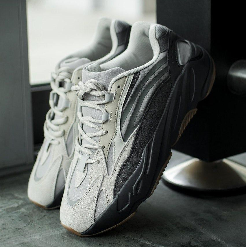 

Мужские кроссовки Adidas Yeezy Boost 700 Tephra 1в1 как Оригинал! ТОП (ААА+) 44, Светло-серый