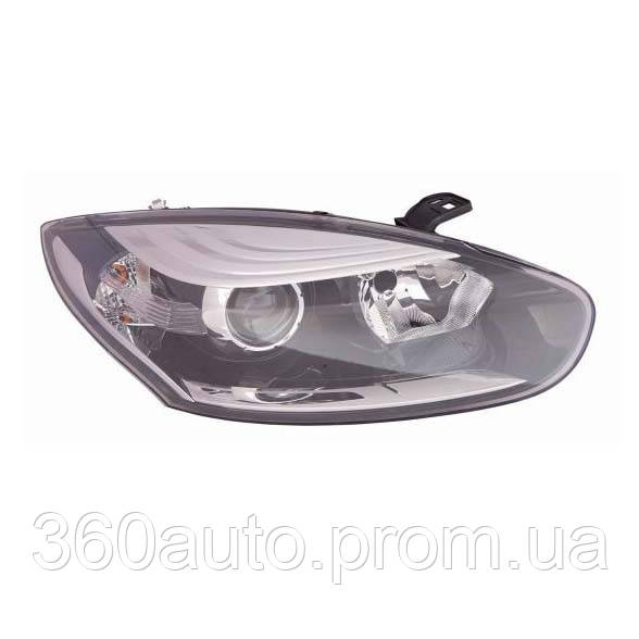 

Фара передняя Renault Megane 2014-2015 правая Depo 551-11A5RMLDEM1