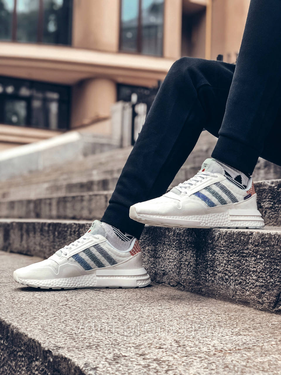 

Кроссовки мужские Adidas ZX 500 Rm в стиле Адидас ЗХ 500, текстиль, код -Z-3011. Белые