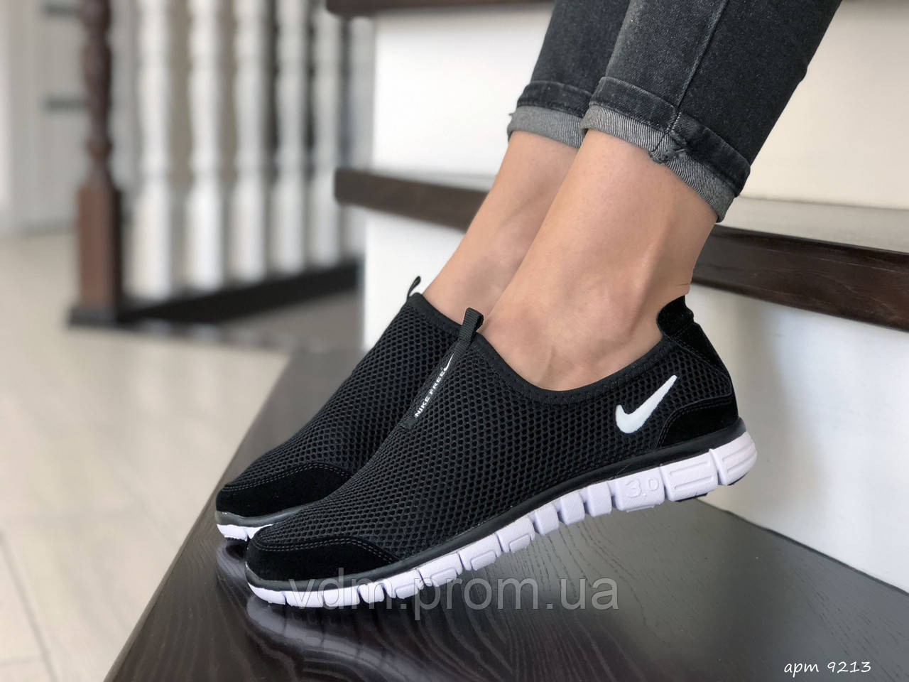 

Кроссовки женские Nike Free Run в стиле Найк Фри Ран, текстиль SD-9213. Черно-белые 40