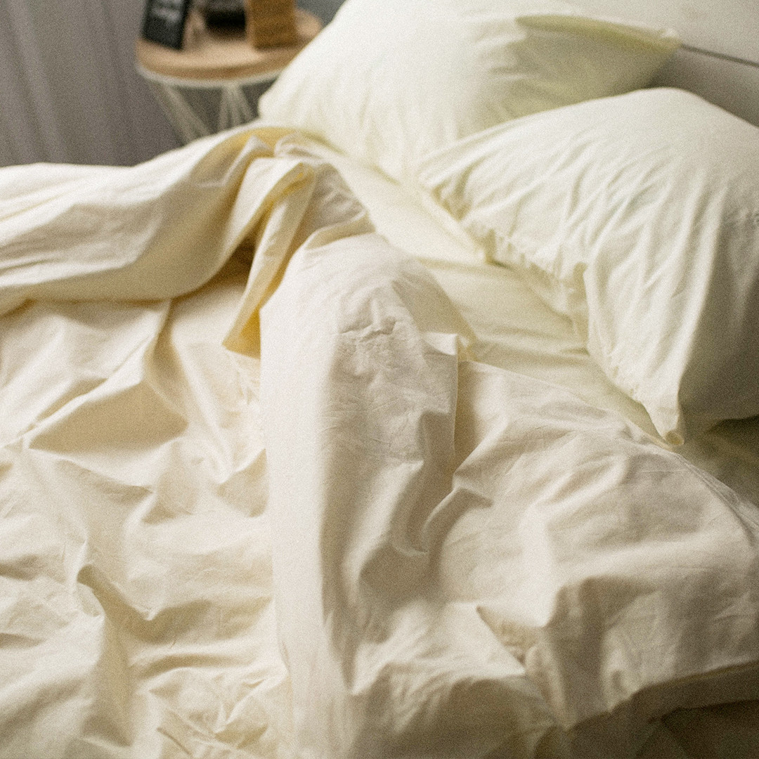 

Комплект постельного белья Вдохновение 1.5-спальный с Простыней на Резинке для Стандартной подушки (PF017)