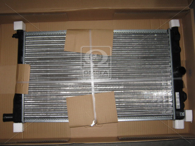 

Радиатор охлаждения ДЕО NEXIA (94-) (производство Nissens) ДЕО, 61651A