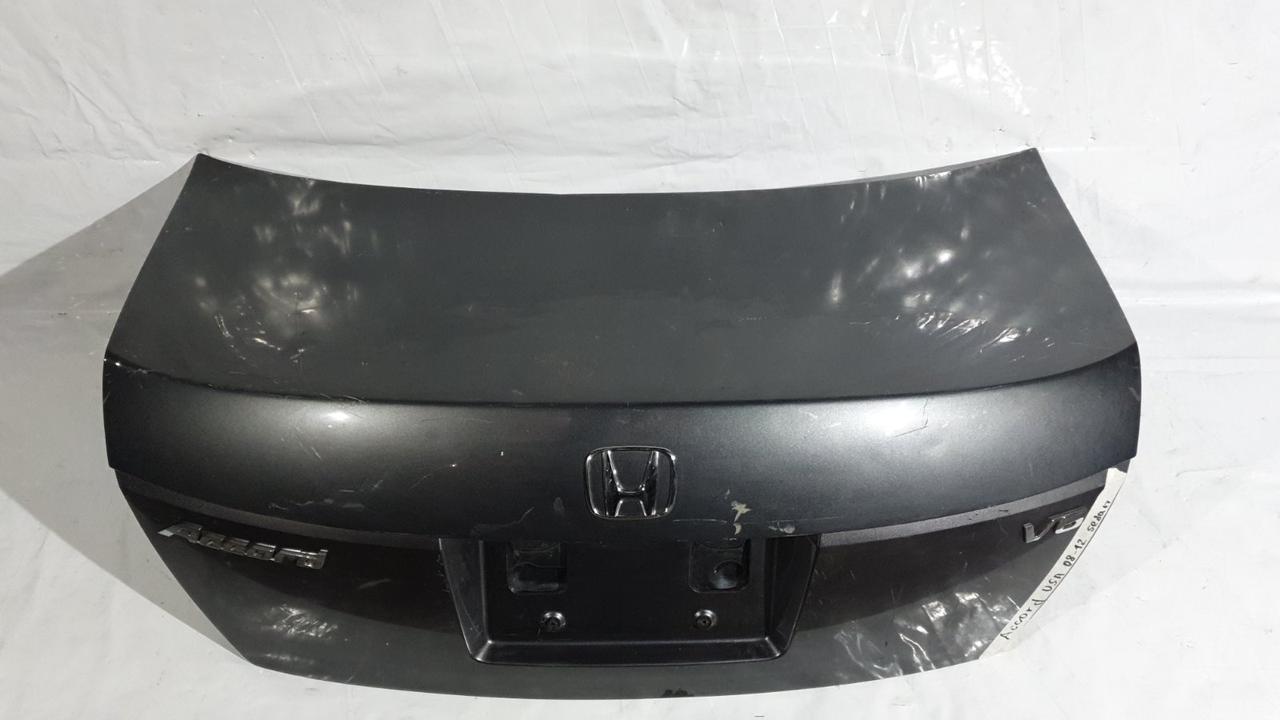 

Крышка багажника Honda Accord 2008-2012 г.п б/у чёрного цвета