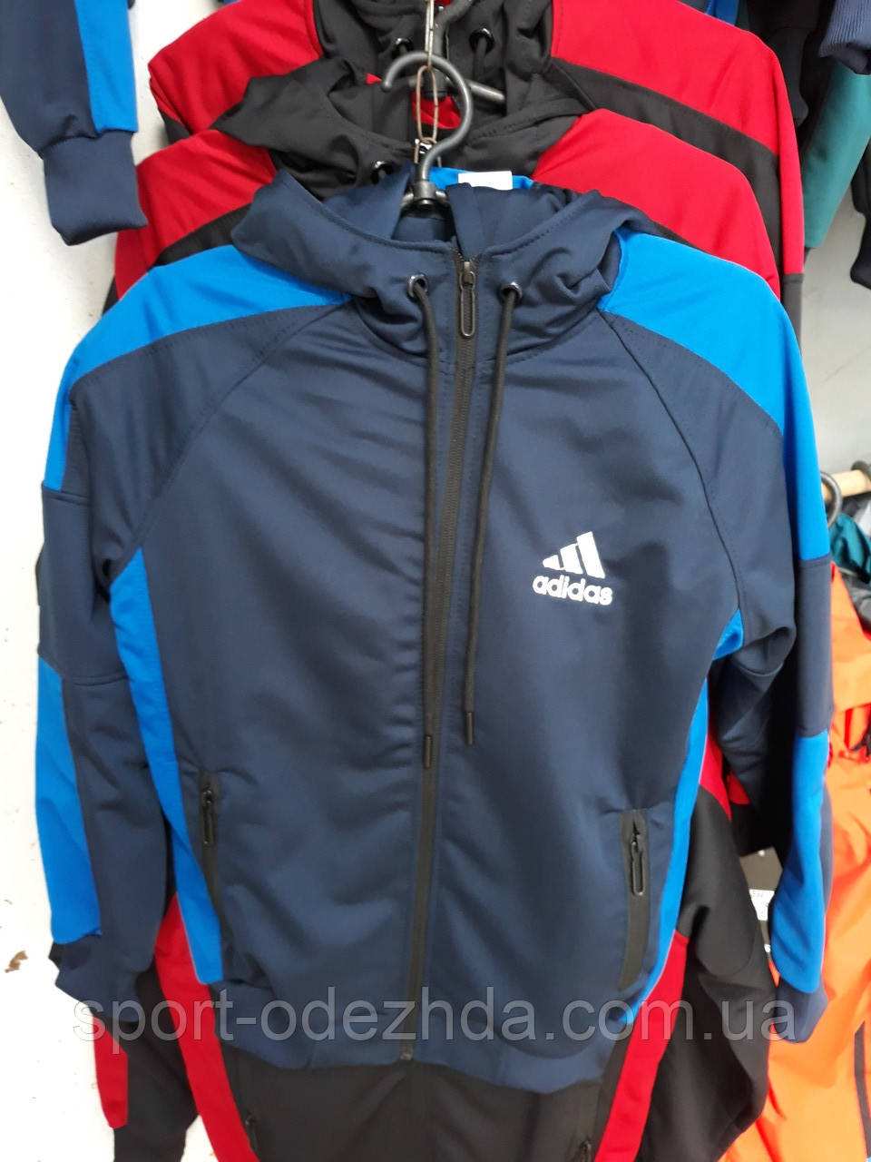 

Спортивные костюмы Юниор Адидас Adidas