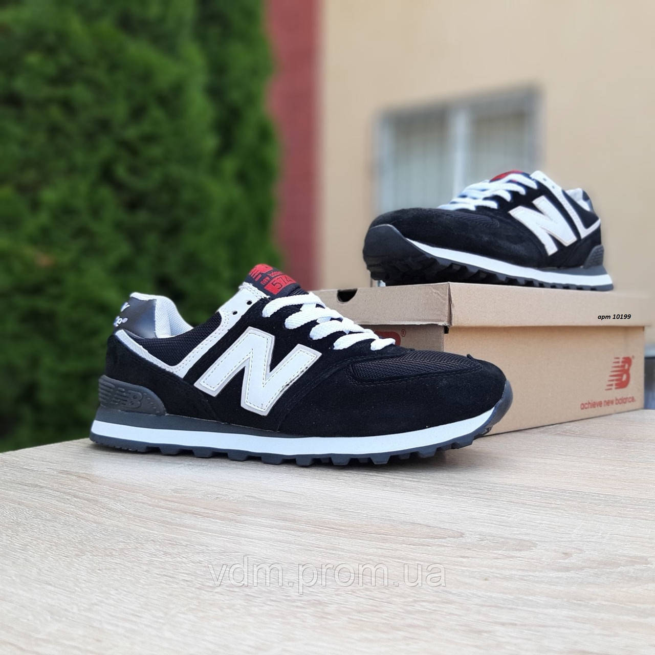 

Кроссовки мужские New Balance 574 в стиле Нью Беланс, замша, код OD-10199. Черные с белым 45, Черный