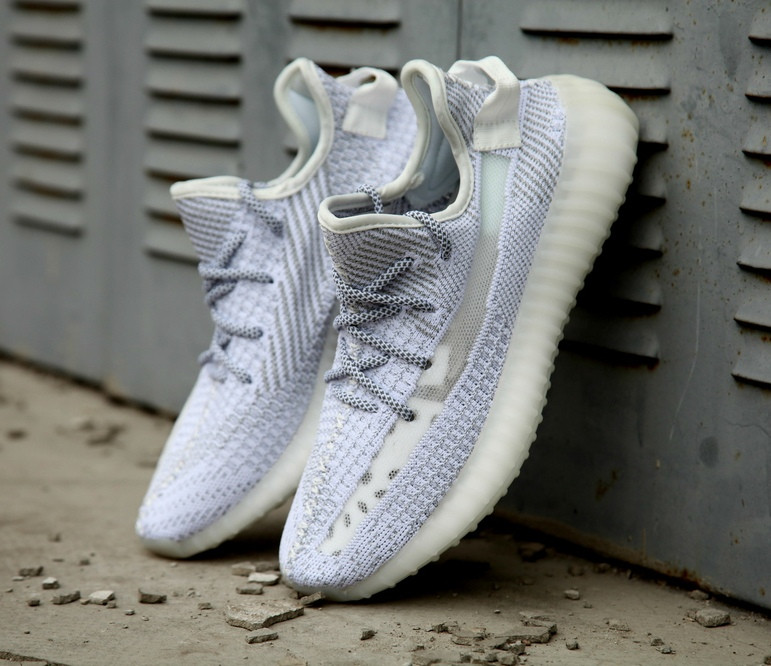 

Кроссовки мужские Adidas Yeezy Boost 350 v2 голубые, Адидас Изи Буст, дышащий материал, прошиты. Код KS-2713 43