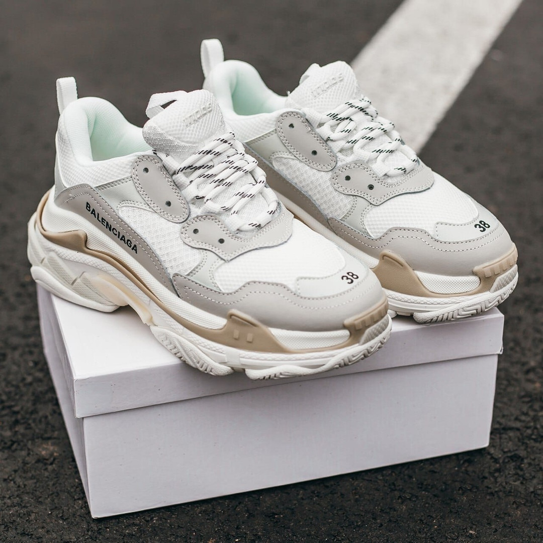 

Кроссовки женские Balenciaga Triple S Cream White, Баленсиага трипл С, код IN-180 41