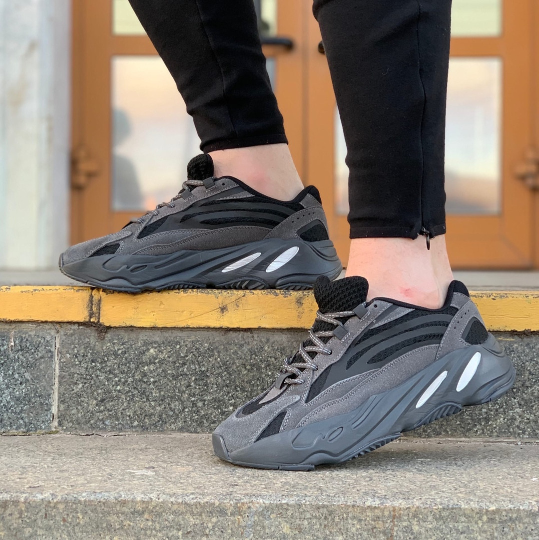 

Кроссовки женские Adidas Yeezy Boost 700 черные, Адидас Изи Буст, код SV-206 40