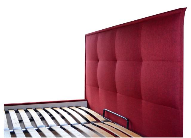 Кровать Квадро в тканевой обивке цвет красный (изголовье)