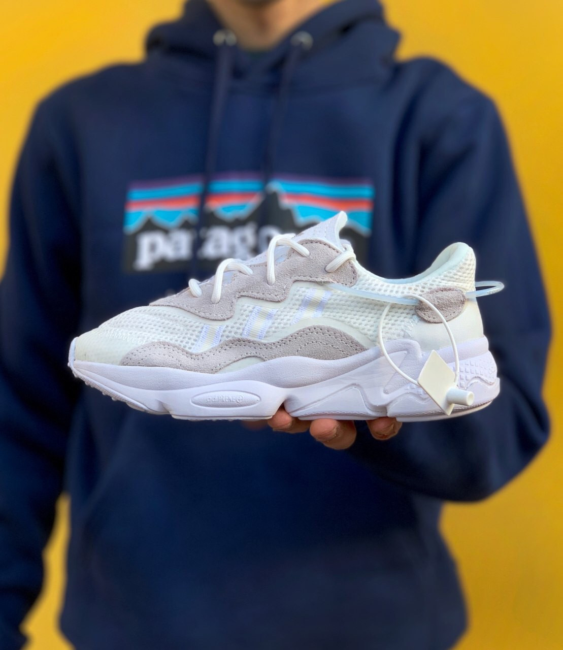 

Кроссовки Adidas Ozweego White 38, Разноцвет