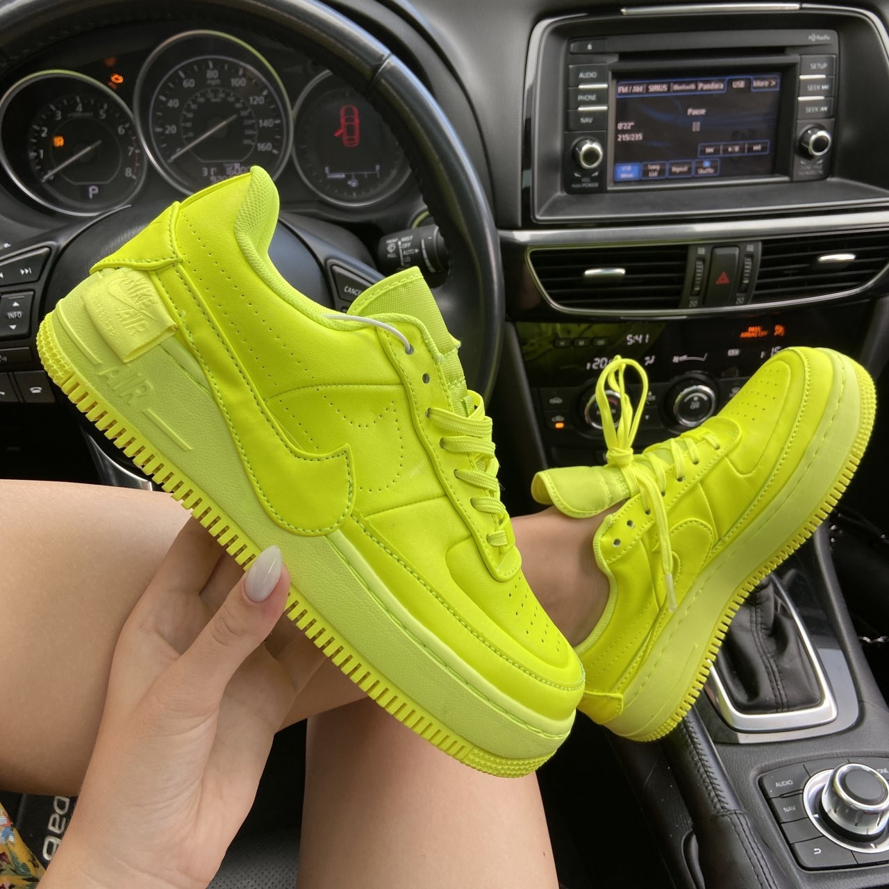 

Кроссовки Nike Air Force 1 Low Jester Neon Green 40, Разноцвет