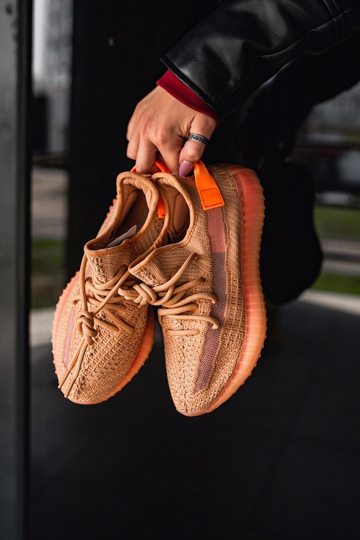 

Кроссовки Adidas Yeezy Boost 350 V2 Orange (ААА+) 36-37-38-39-40-41-42, Оранжевый