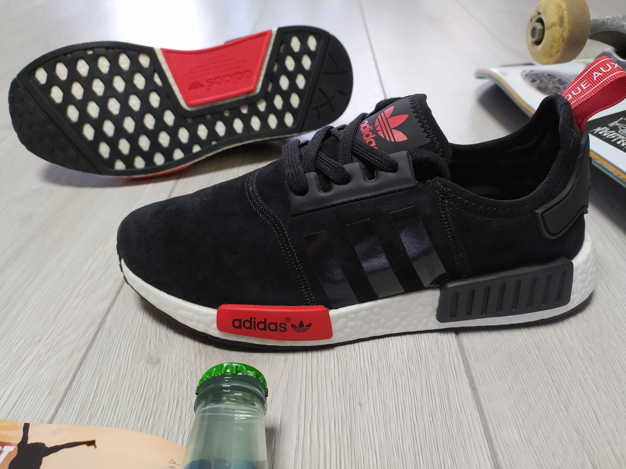 

Мужские кроссовки Adidas NMD R1 черные