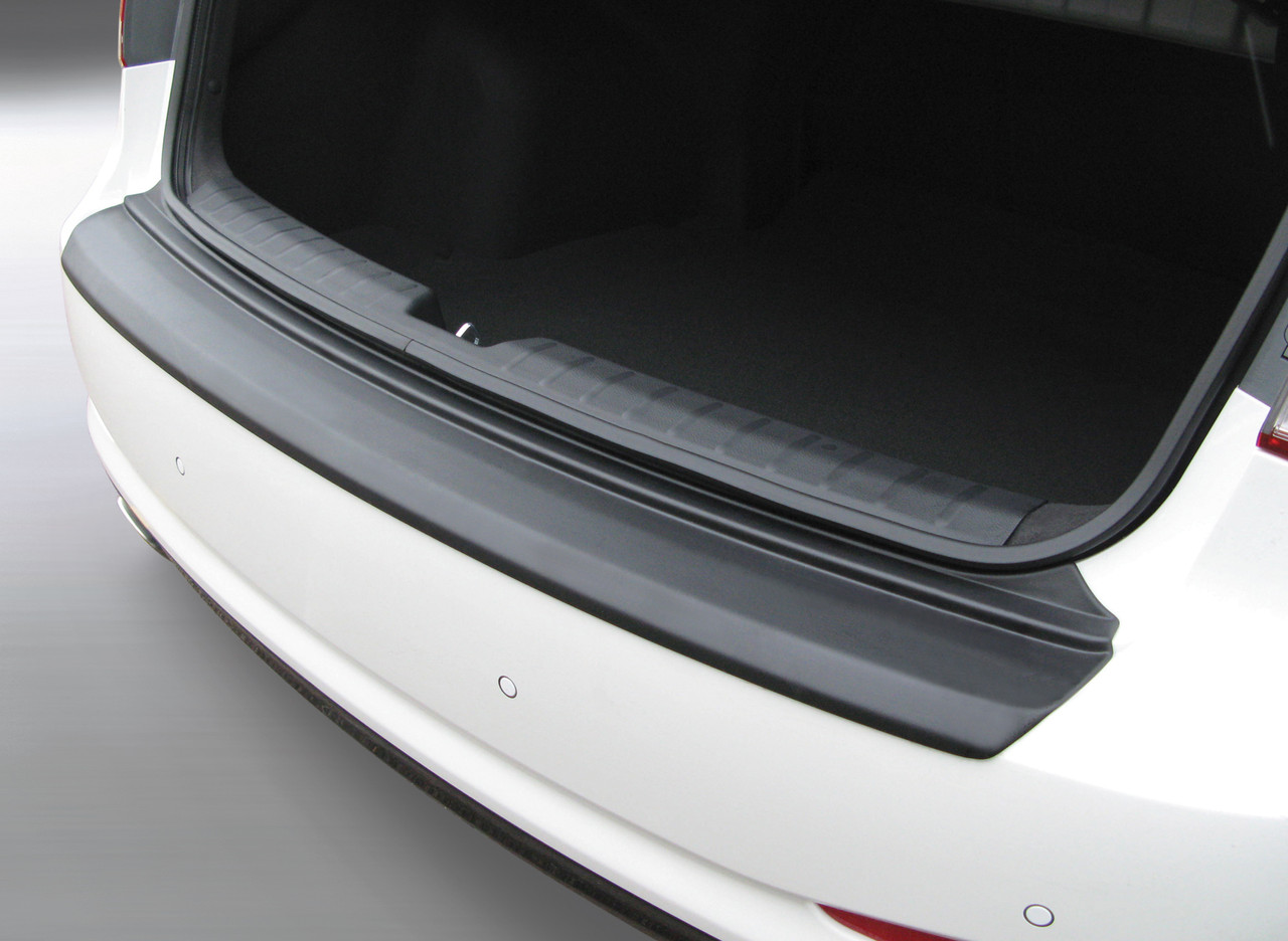 Пластикова захисна накладка на задній бампер для Hyundai i40 Saloon 2011-2019, фото 7