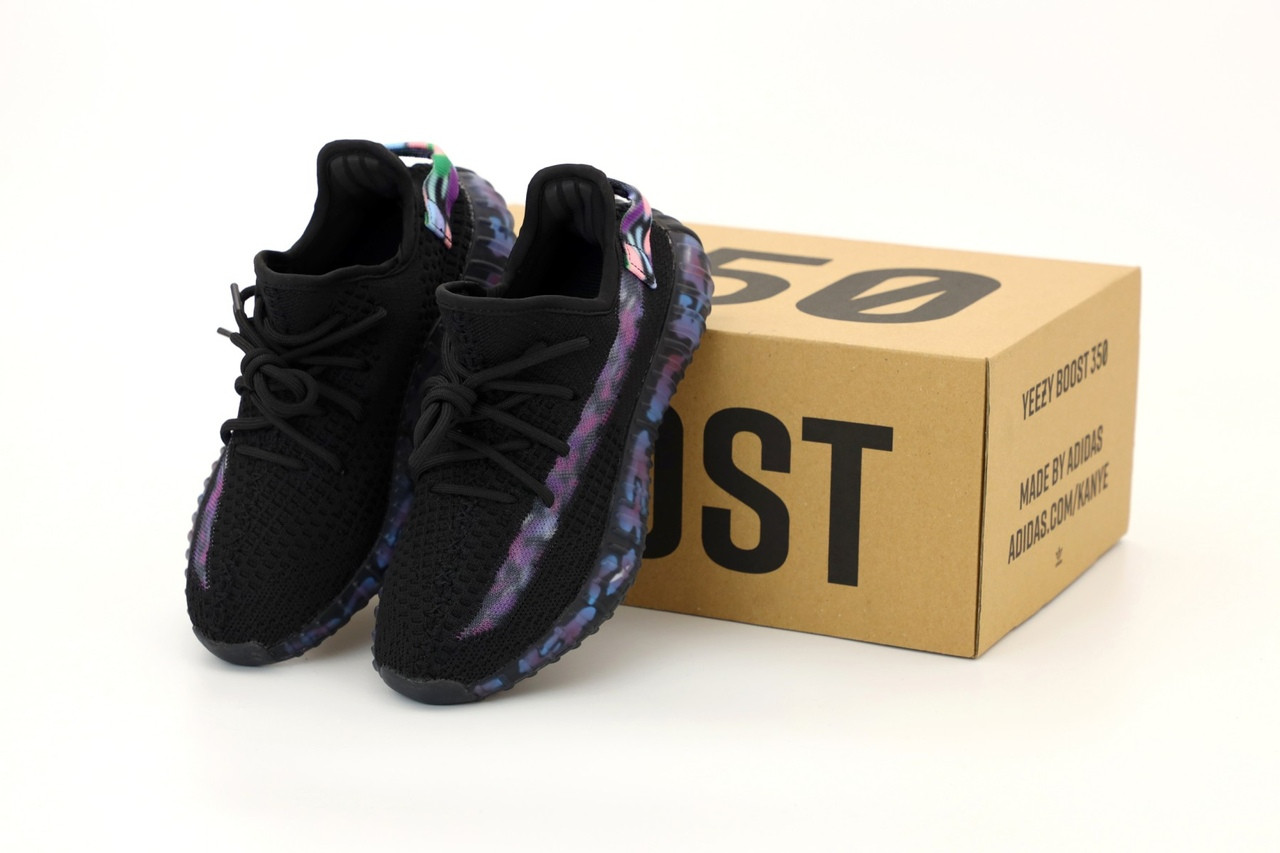 

Кроссовки женские Adidas Yeezy Boost 350 черные, Адидас Изи Буст, код KD-12181