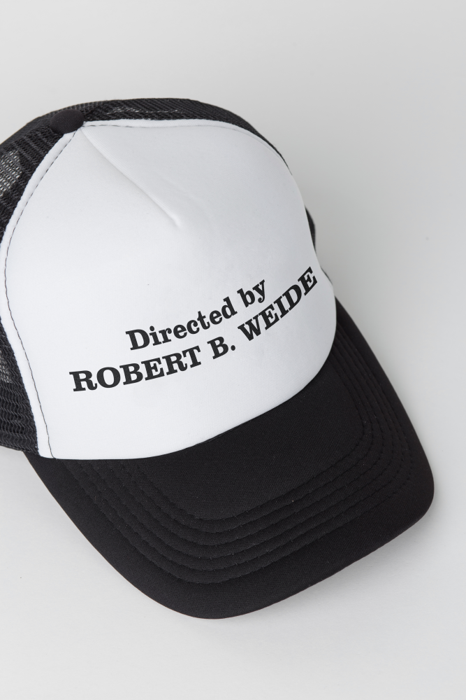 

Тракер Cult - Directed by Robert B. Weide, black-white