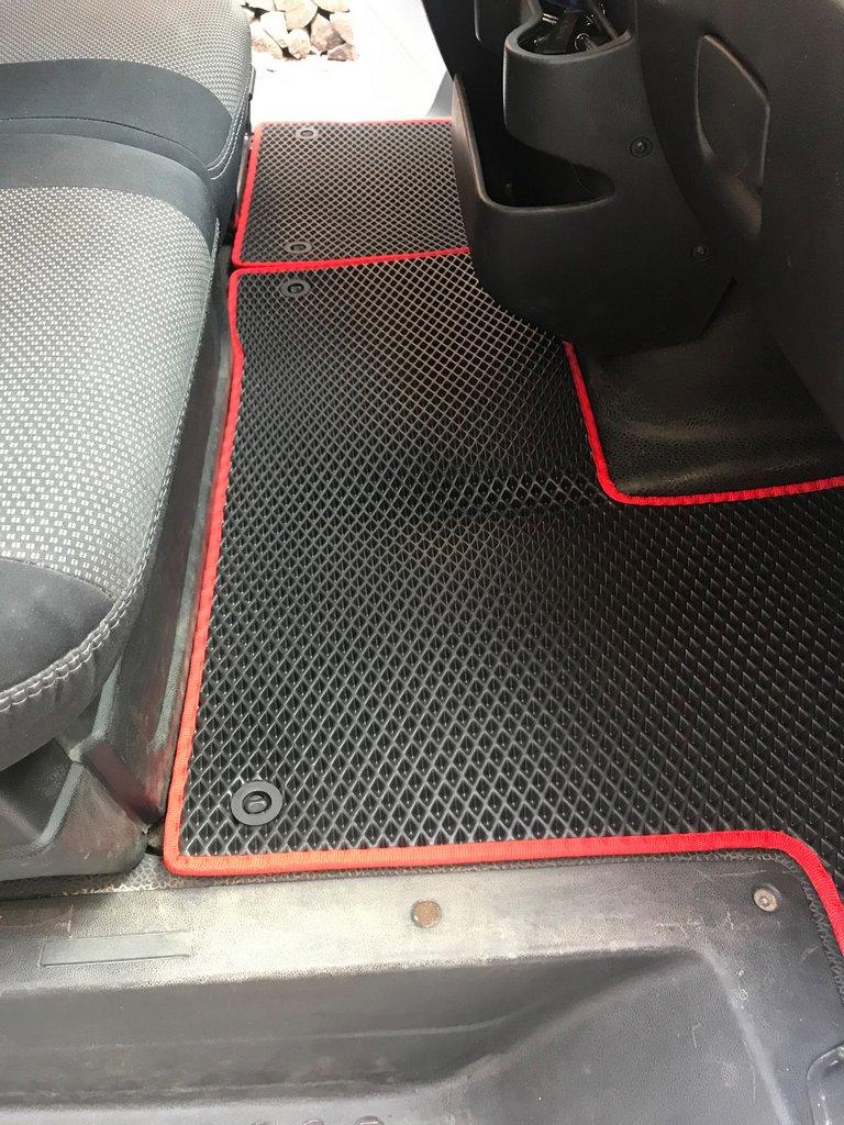 

Renault Master 2010-2021 Коврики EVA (черные)