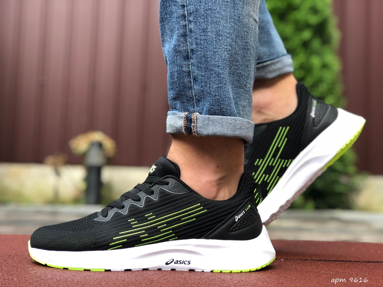 

Кросівки чоловічі Asics чорно білі\салатові 42