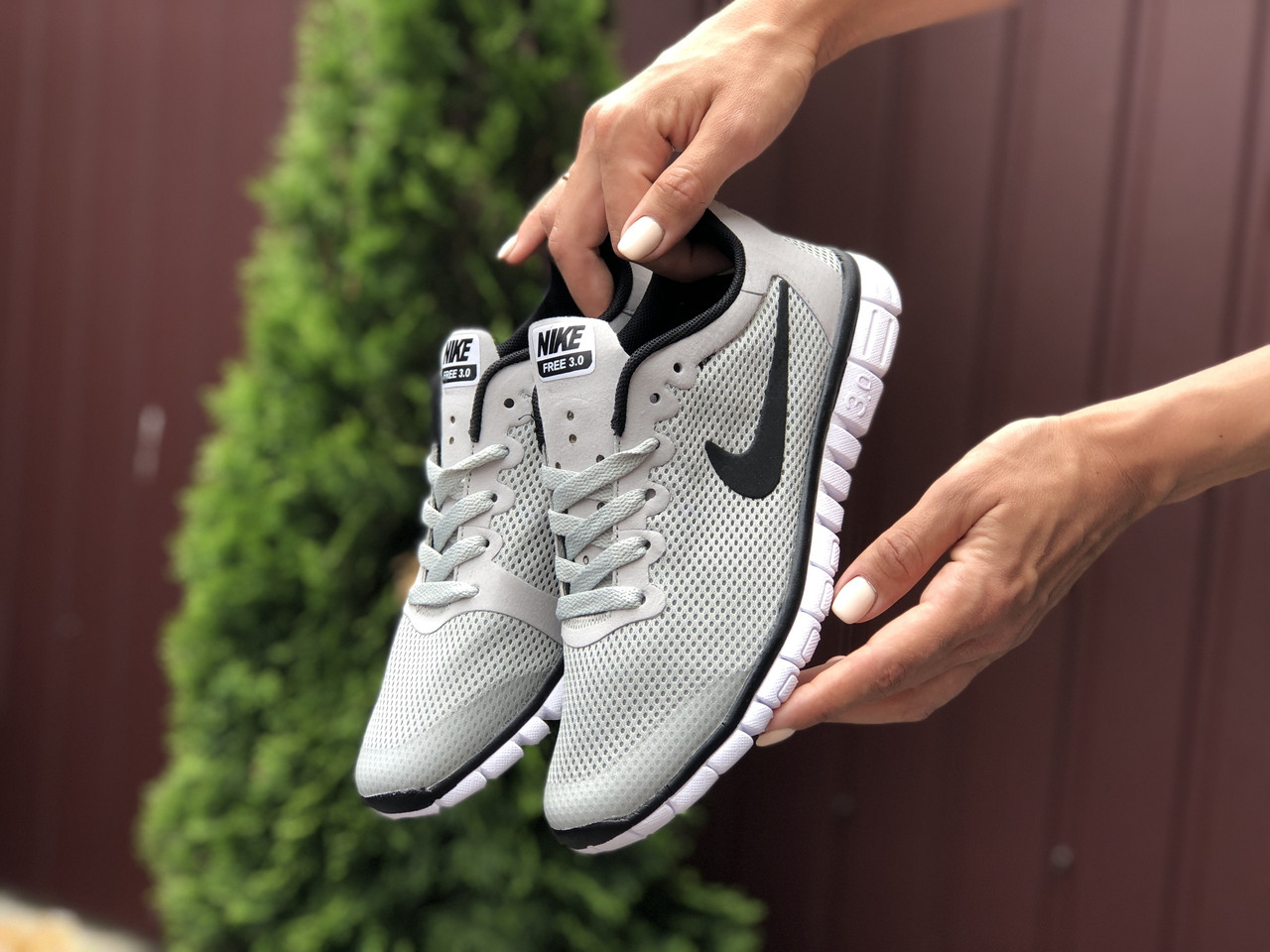 

Кросівки жіночі в стилі Nike Free Run 3.0 світло сірі